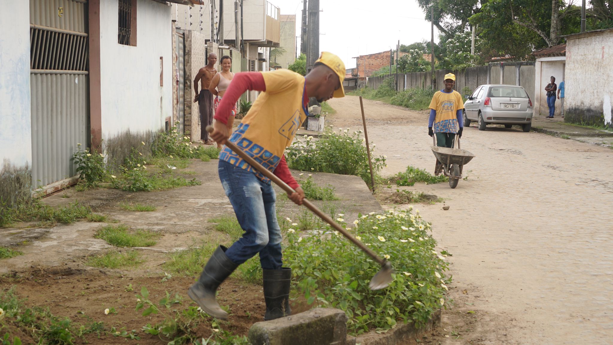 Prefeitura de Cruz das Almas inicia Operação Limpa Tudo no bairro Edla Costa e Loteamento Santo Antônio