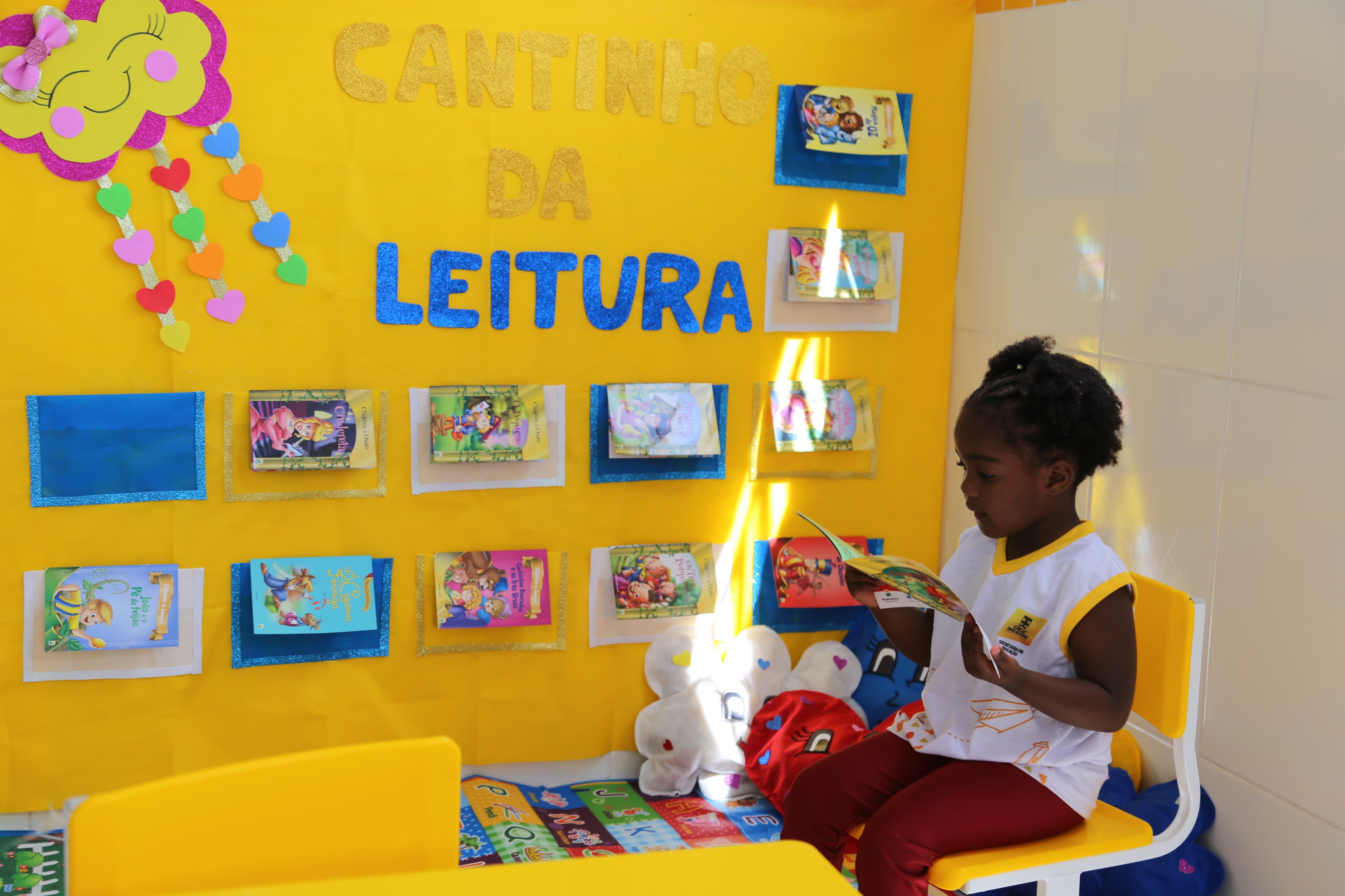 Dia do Livro Infantil: Cruz das Almas reforça incentivo à leitura nas creches e escolas
